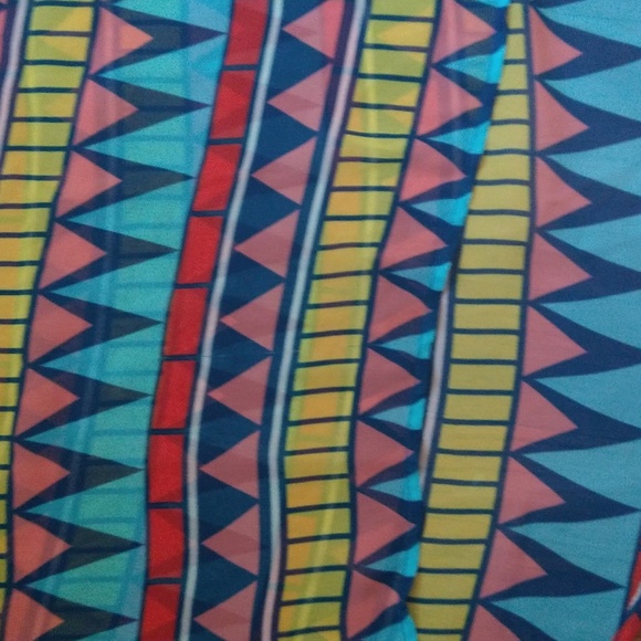 Chloe K. See-through geometric shirt - Picture 3 of 3